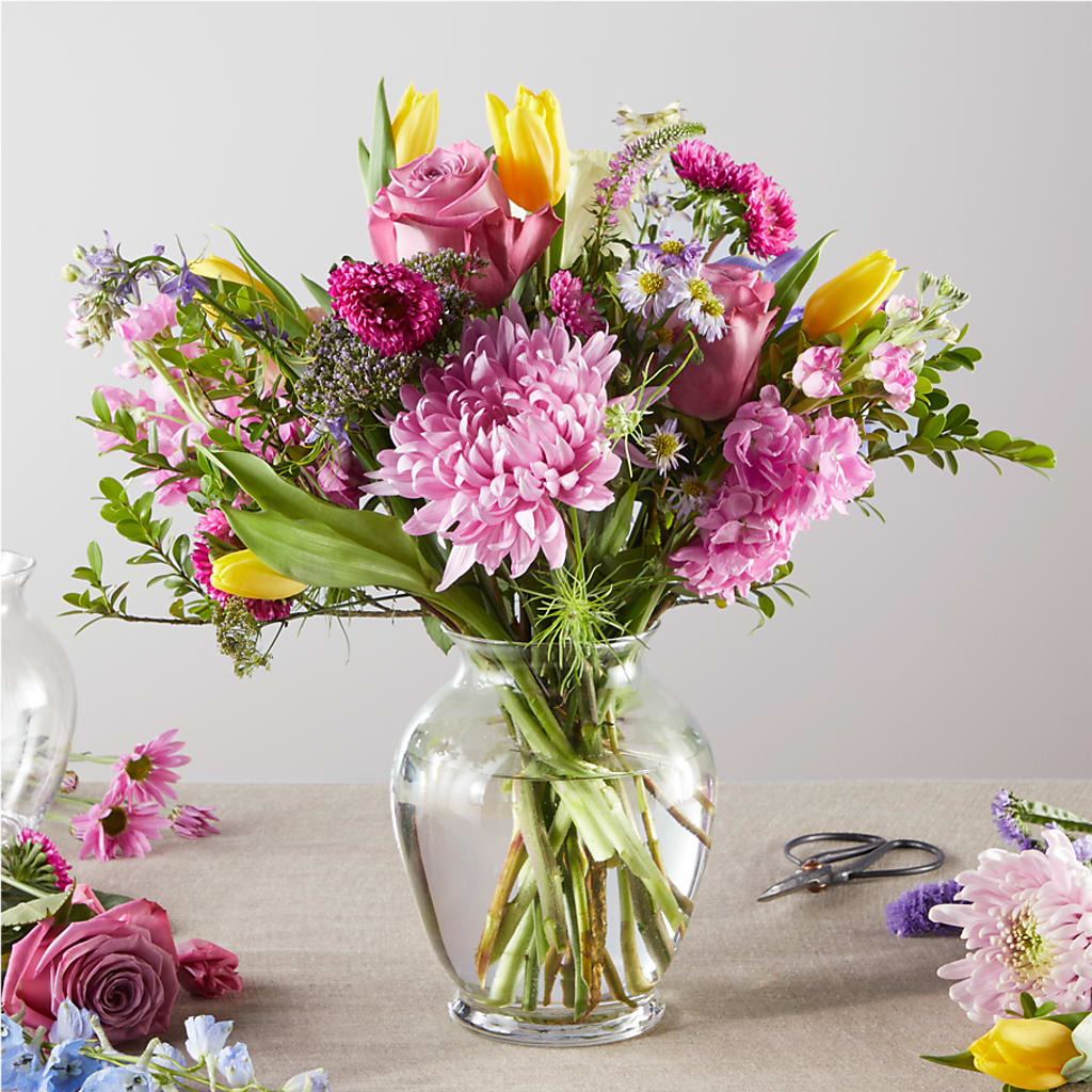 Pastel Tradition - A Florist Original – Flora Ventures Llc, Newmarket NH