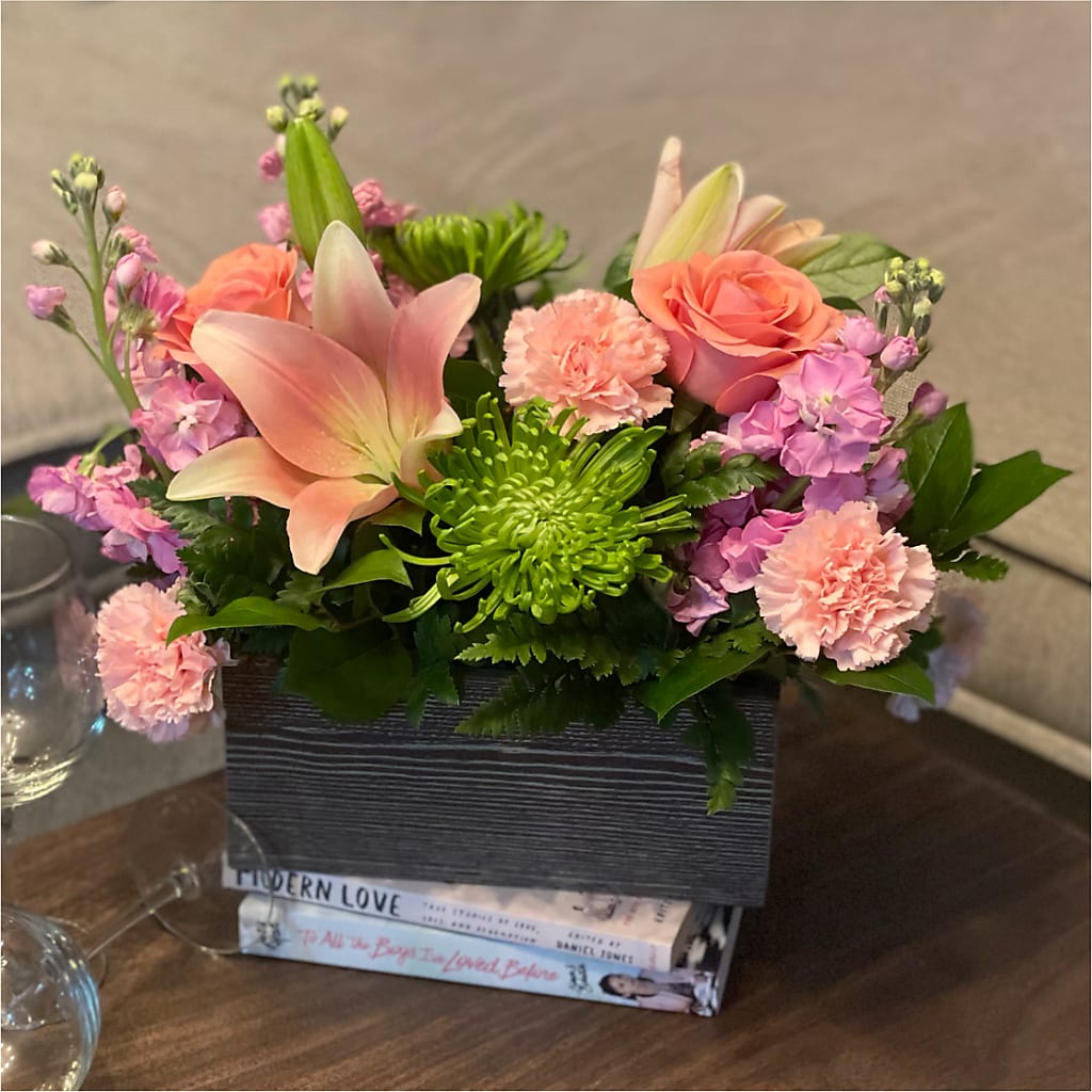 Beautiful Spirit Basket – Flora Ventures Llc, Newmarket NH
