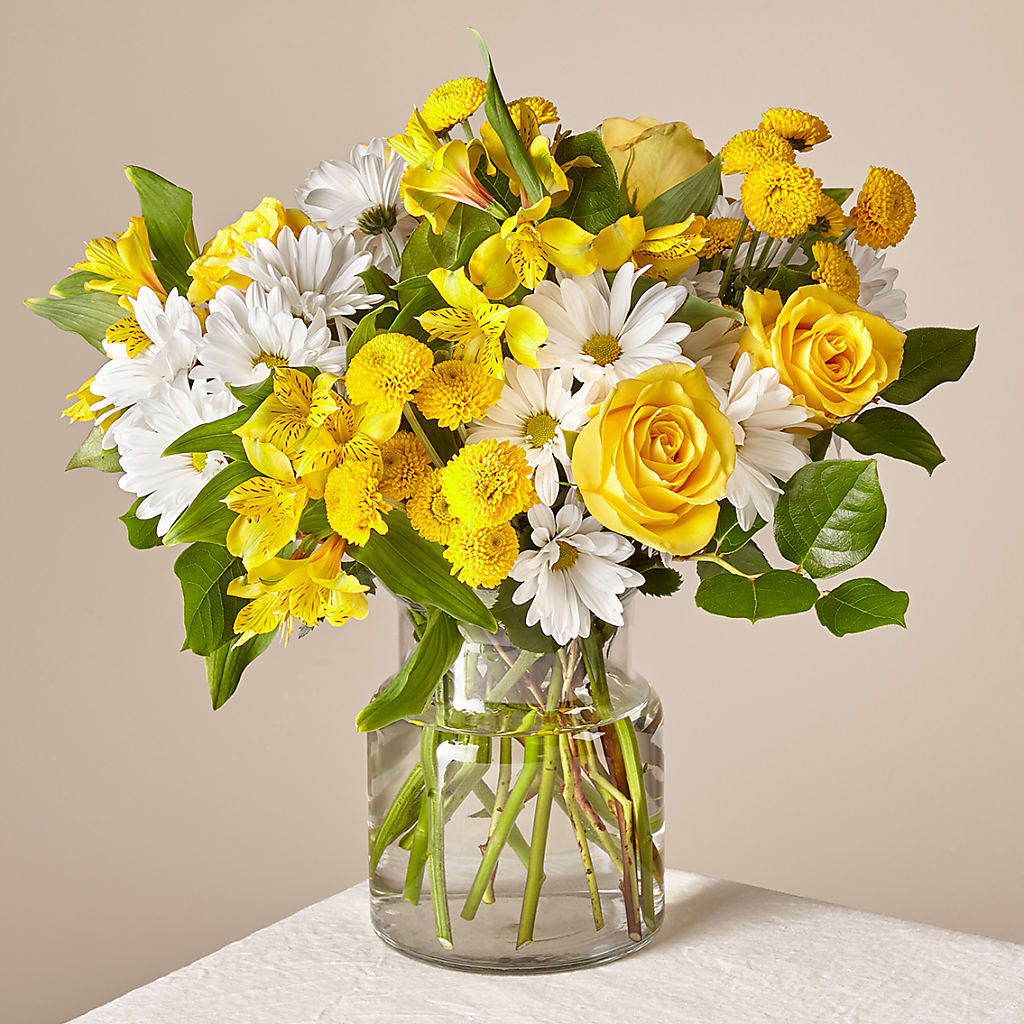 Sunny Sentiments Bouquet – Flora Ventures Llc, Newmarket NH