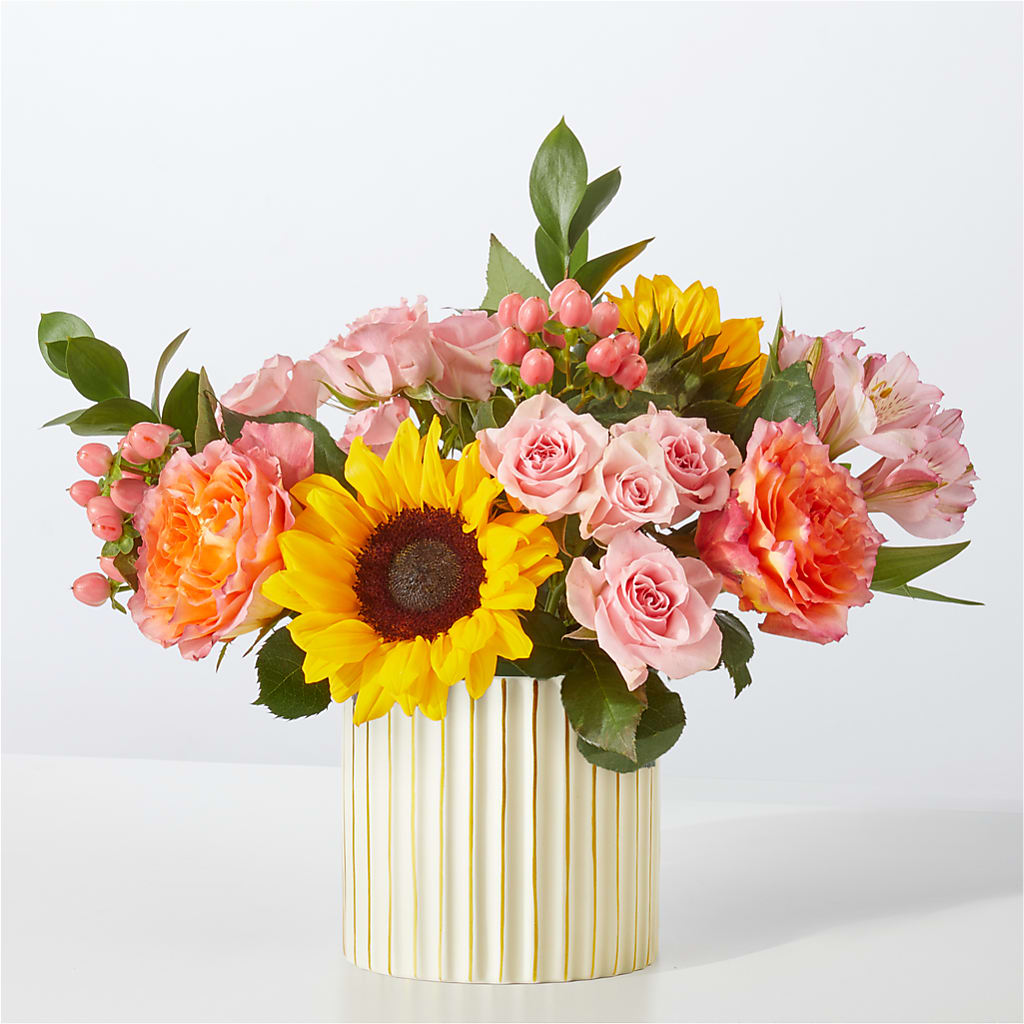 Sun's Out Bouquet –  Flora Ventures Llc, Newmarket NH