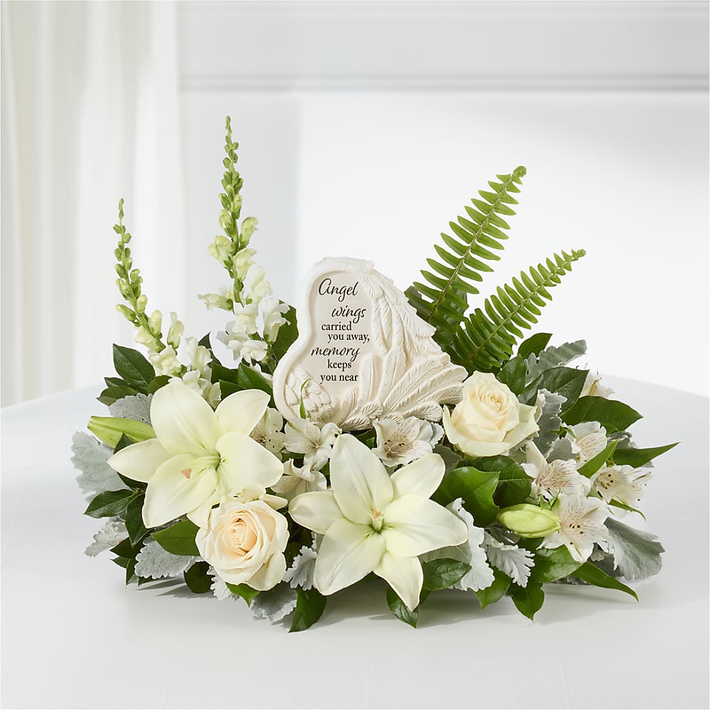 Holding You Close Arrangement –  Flora Ventures Llc, Newmarket NH