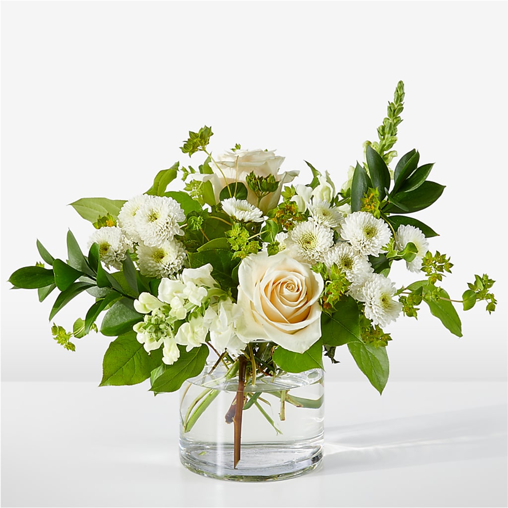 Hint of Vanilla Bouquet –  Flora Ventures Llc, Newmarket NH